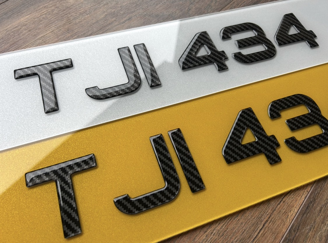 3D Gel Number Plates in Metro Font 60mm- Carbon Fibre Finish - Image 2