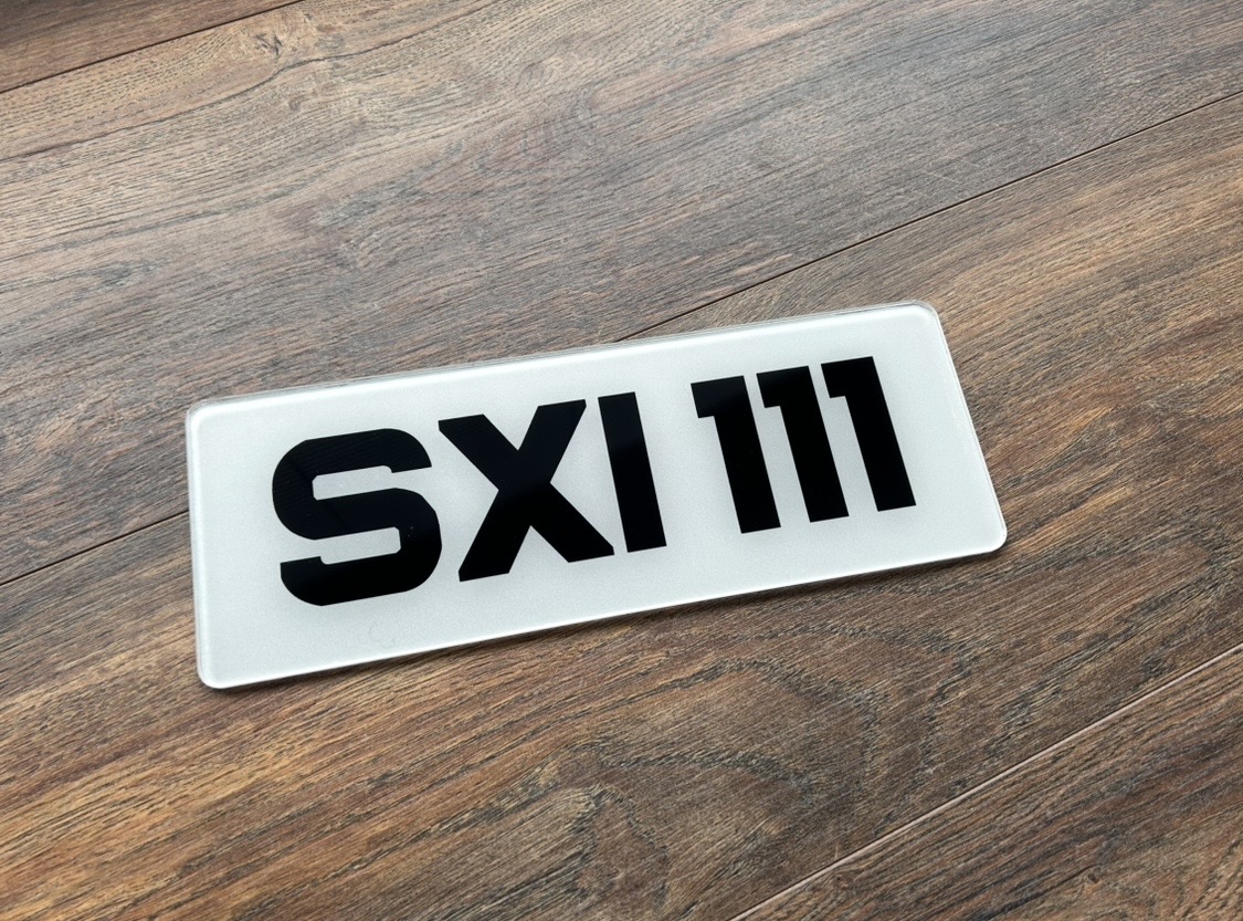 Metro Font Short Front Number Plate (280mm x 100mm) (1x Front Plate)